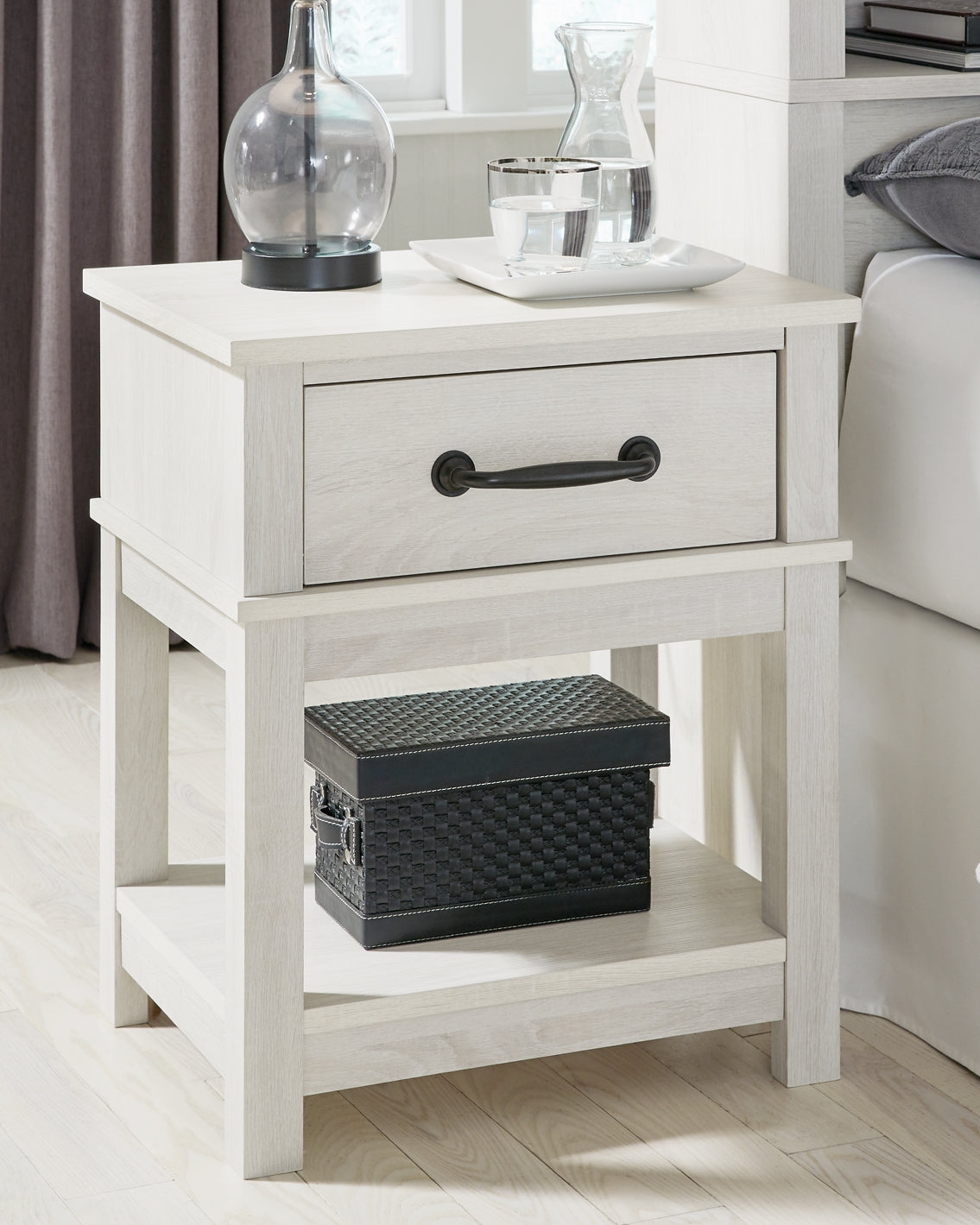 Ashley Express - Dorrinson One Drawer Night Stand