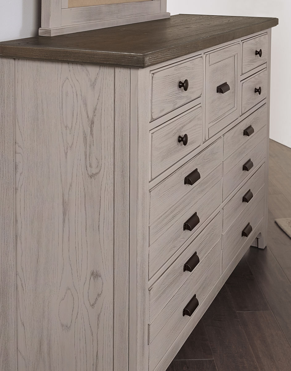 Bungalow Master 9 Drawer Dresser