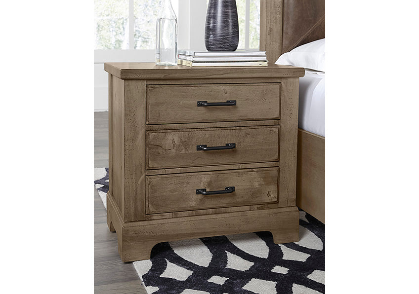 NIGHTSTAND - 3 DRAWERS