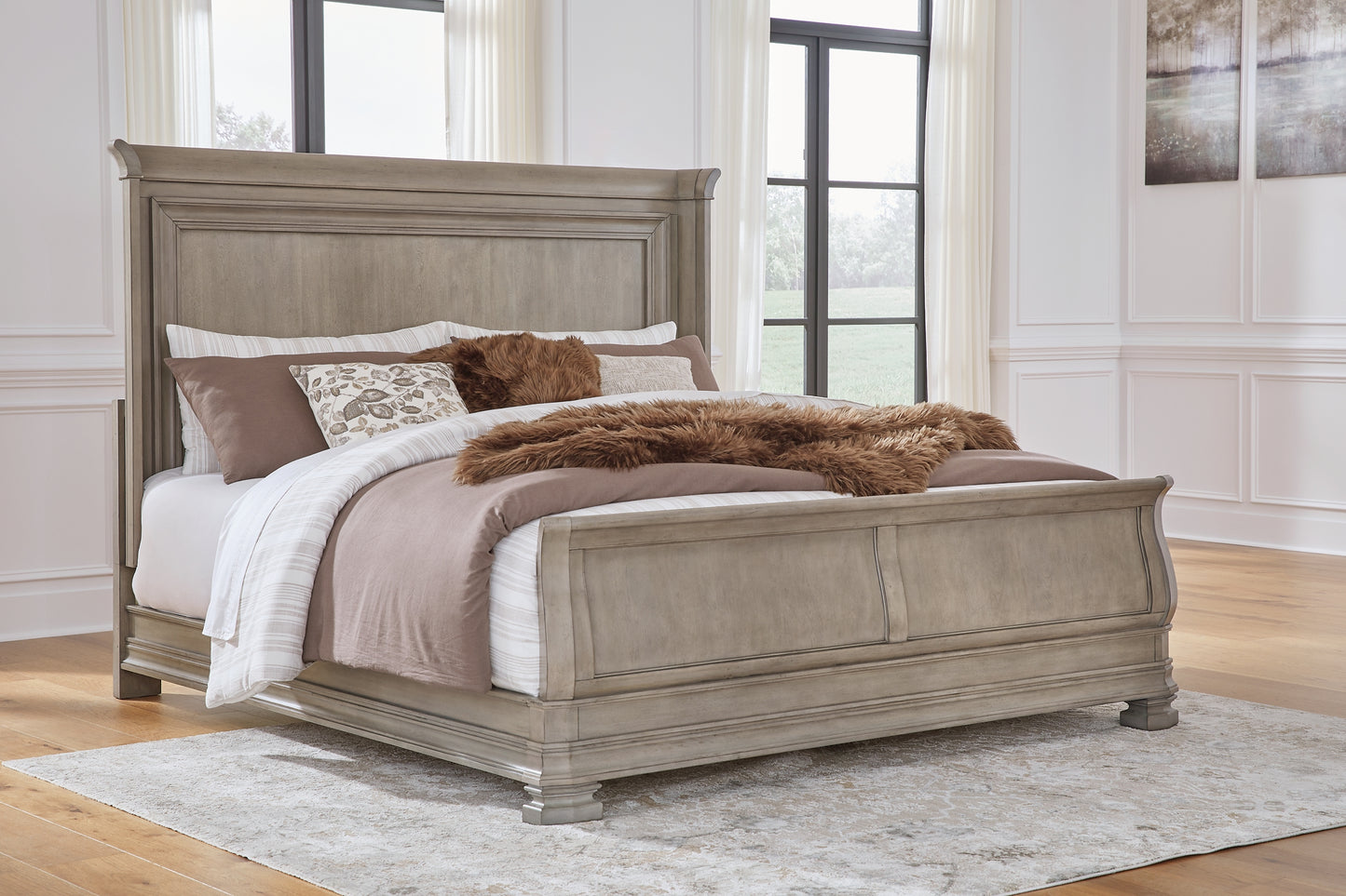 Lexorne  Sleigh Bed