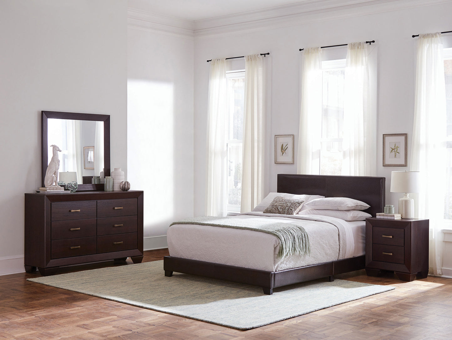 Dorian 4-piece Queen Bedroom Set Dark Cocoa