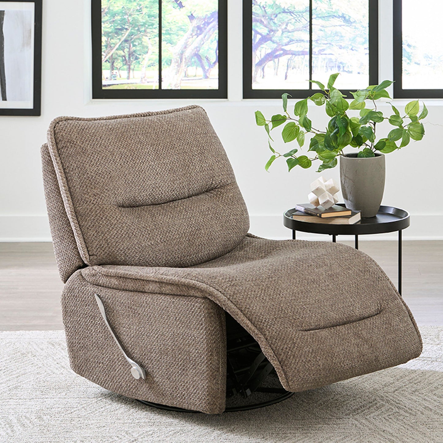 LEO - WHEAT MANUAL ARMLESS GLIDER RECLINER