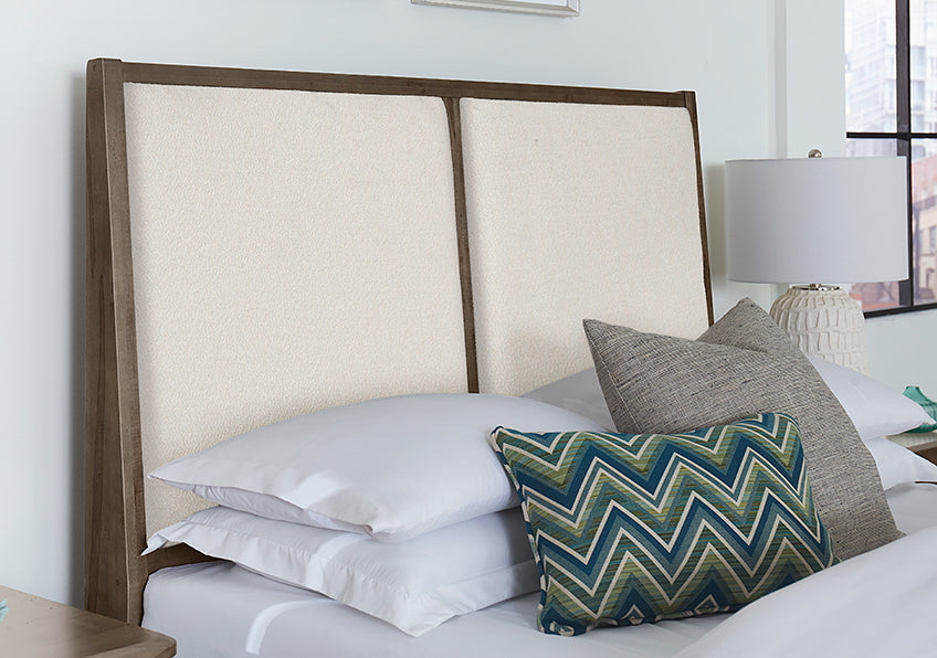 UPHOLSTERED BED-WHITE