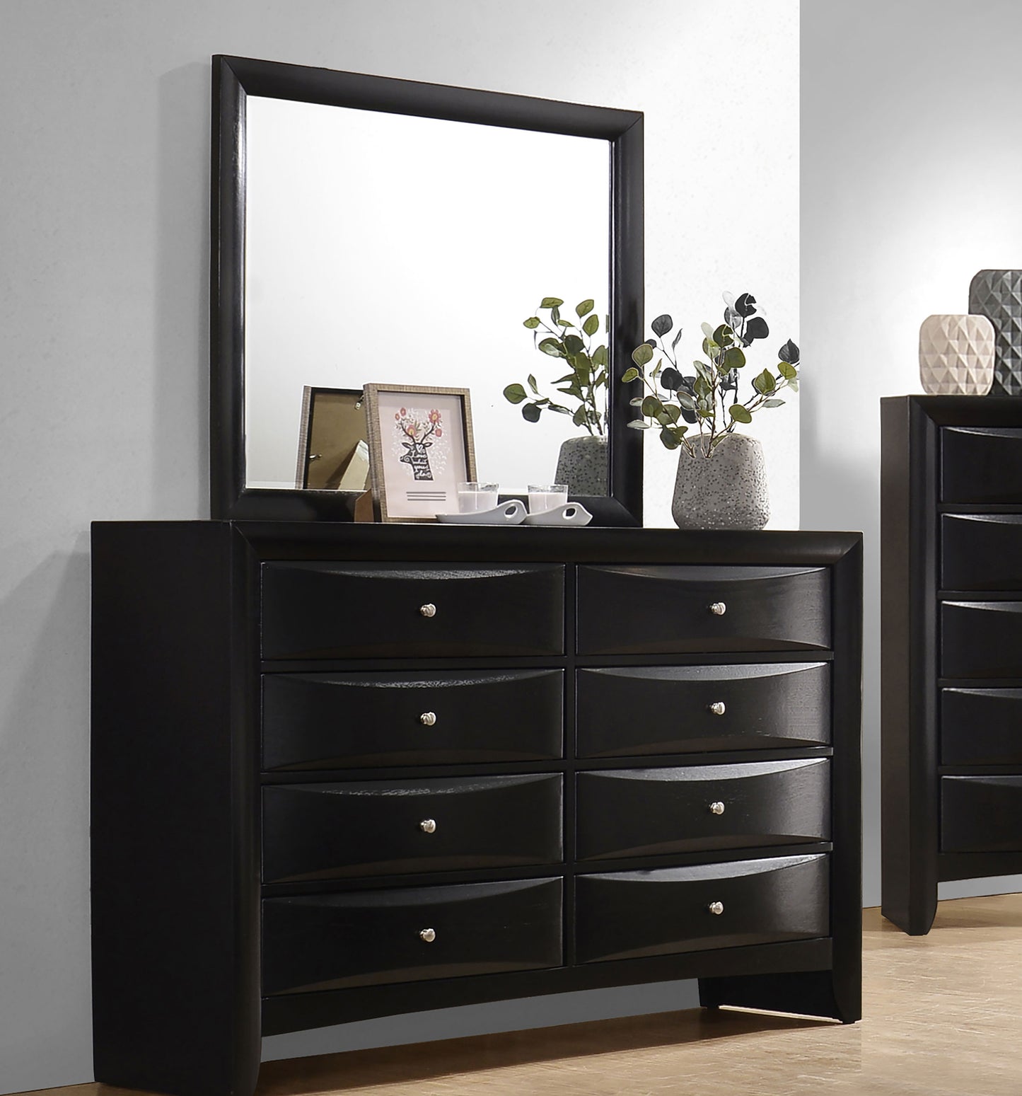 Briana 8-drawer Dresser with Mirror Black